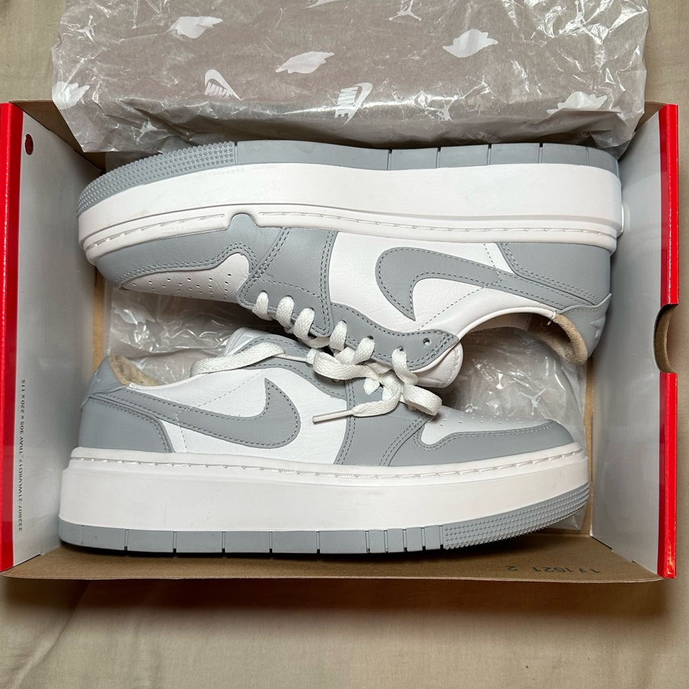 Nike Air Jordan Elevate low white/wolf grey-white